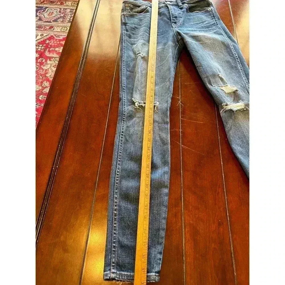 Madewell 9” High Rise Skinny Jeans Rip and Repair Edition Size 27 - Picture 7 of 13